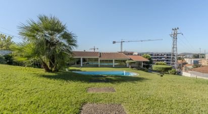 Maison d'angle T4 à Nogueira, Fraião E Lamaçães de 622 m²