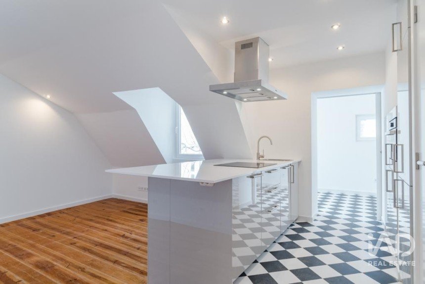 Apartamento T2 em Santo António de 64 m²