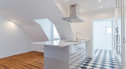 Apartamento T2 em Santo António de 64 m²