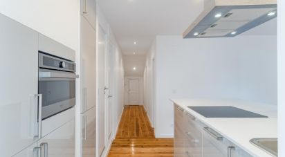 Apartment T2 in Santo António of 64 m²