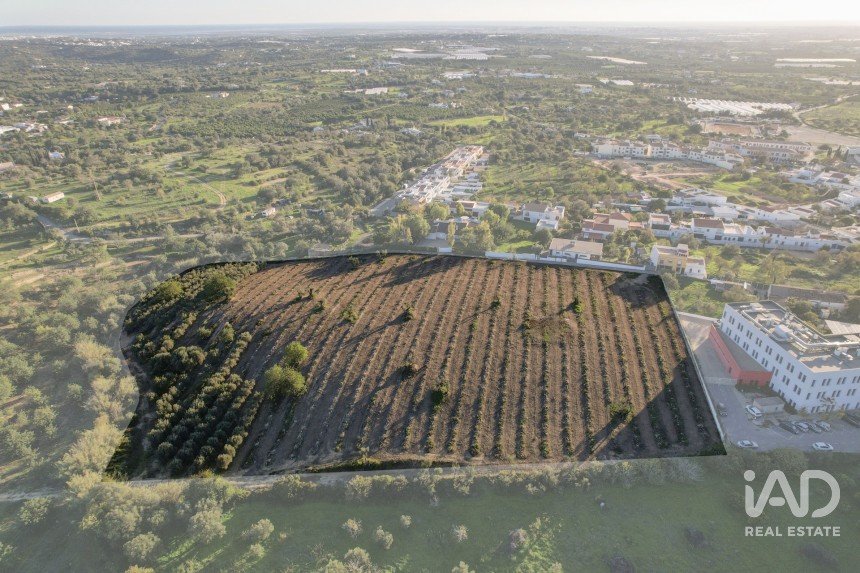 Terrain à bâtir à Conceição e Estoi de 22 000 m²