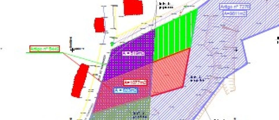 Terreno urbano em Marrazes e Barosa de 1 077 m²