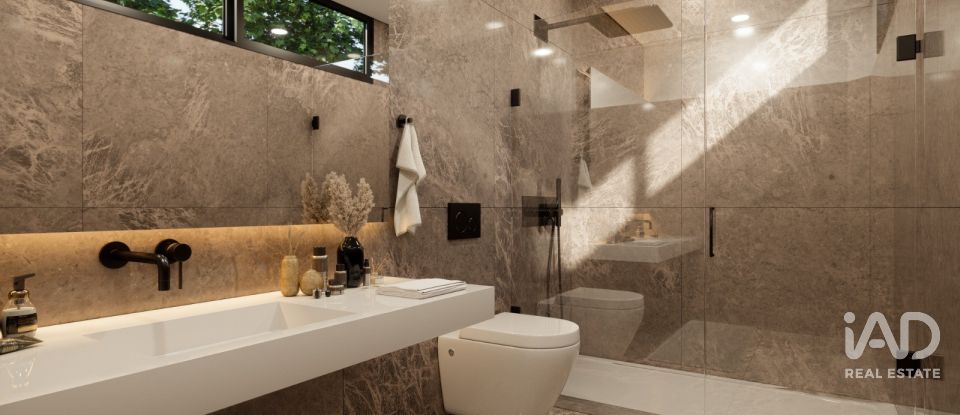 Moradia T5 em Madalena de 200 m²