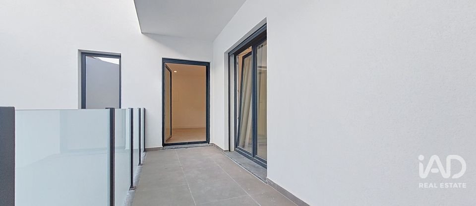 Apartamento T2 em Santa Maria, São Pedro E Matacães de 129 m²