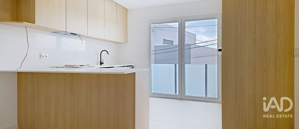 Apartamento T2 em Santa Maria, São Pedro E Matacães de 129 m²