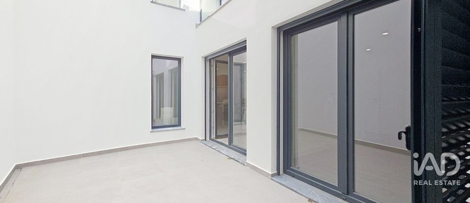 Apartamento T2 em Santa Maria, São Pedro E Matacães de 143 m²