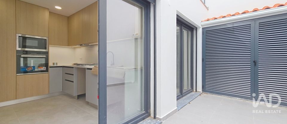 Apartamento T2 em Santa Maria, São Pedro E Matacães de 143 m²