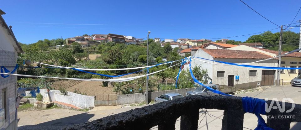 Moradia T5 em Lorvão de 200 m²