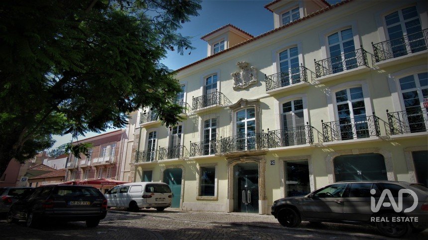 Local d'activités à Setúbal (São Julião, Nossa Senhora da Anunciada e Santa Maria da Graça) de 2 784 m²