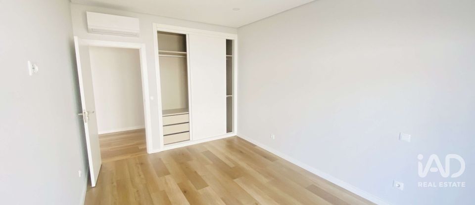 Moradia térrea T4 em Santo Isidoro de 211 m²