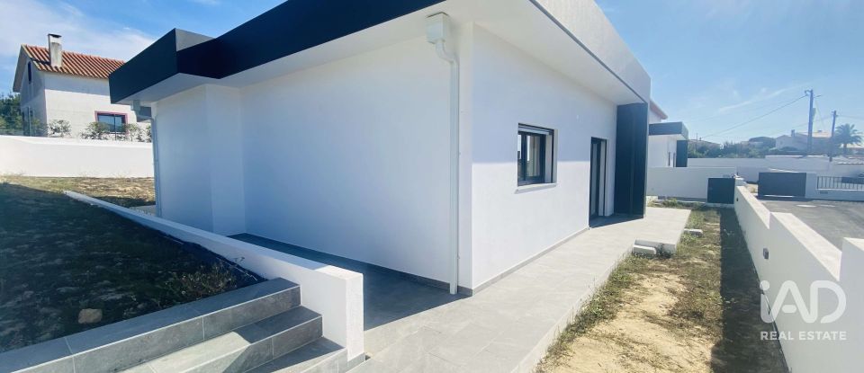 Moradia térrea T4 em Santo Isidoro de 211 m²