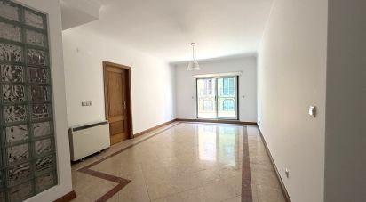 Appartement T2 à Misericórdia de 74 m²