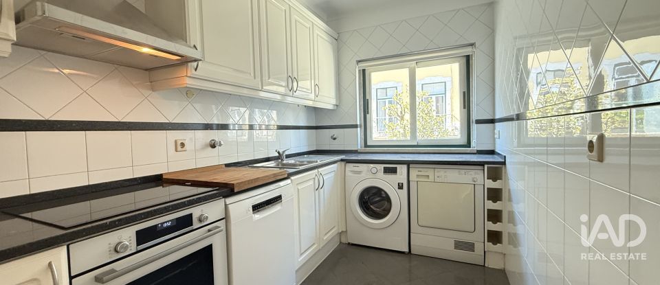 Apartamento T2 em Misericórdia de 74 m²