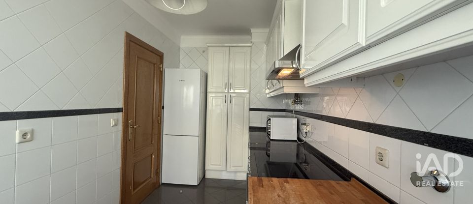 Apartamento T2 em Misericórdia de 74 m²