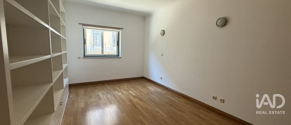Apartamento T2 em Misericórdia de 74 m²