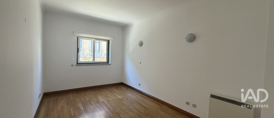 Apartamento T2 em Misericórdia de 74 m²