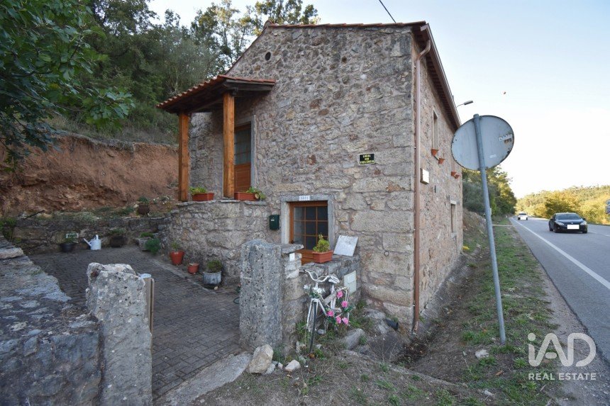 Moradia T2 em Cumeeira de 104 m²