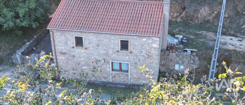 Moradia T2 em Cumeeira de 104 m²