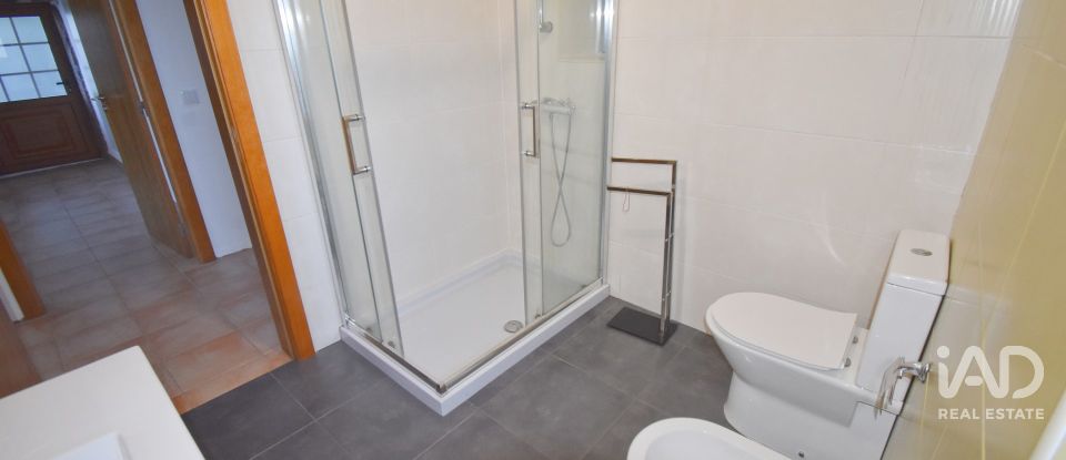 Moradia T2 em Cumeeira de 104 m²