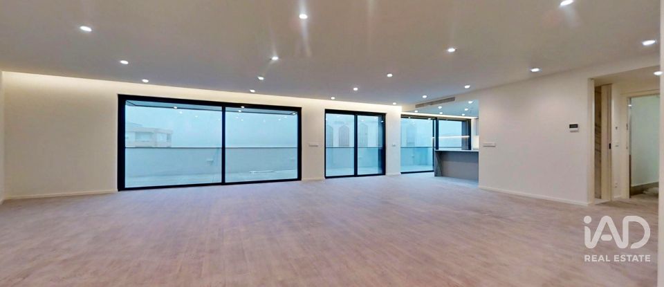 Apartamento T3 em Mafamude e Vilar do Paraíso de 180 m²