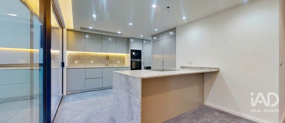 Apartamento T3 em Mafamude e Vilar do Paraíso de 180 m²