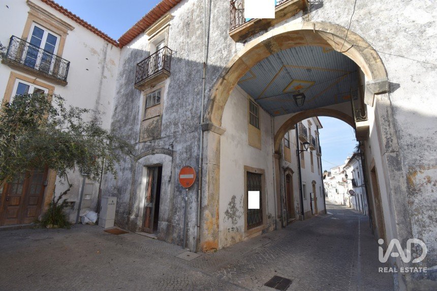 Moradia T4 em São Miguel, Santa Eufémia e Rabaçal de 275 m²