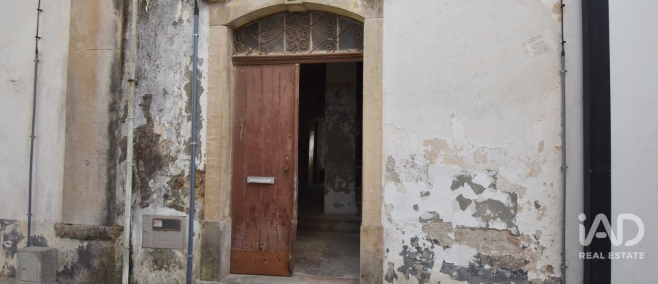 Moradia T4 em São Miguel, Santa Eufémia e Rabaçal de 275 m²