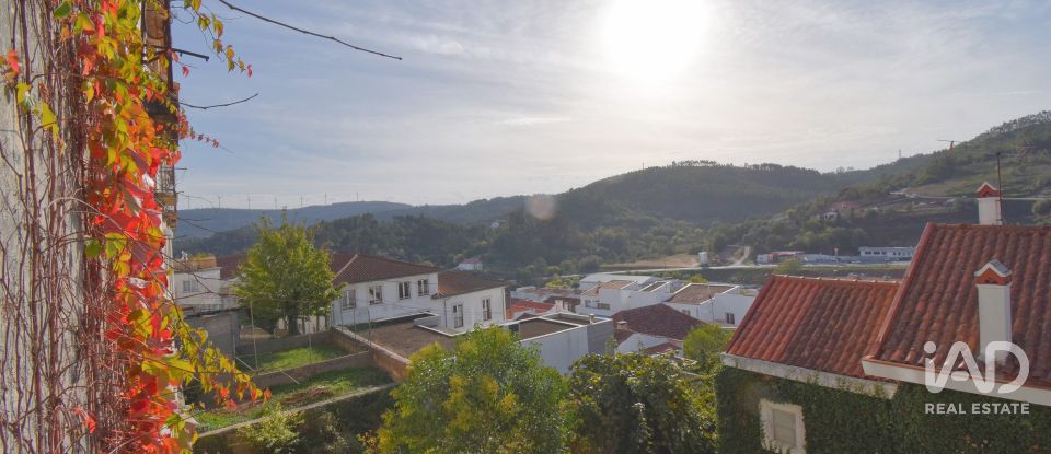 Moradia T4 em São Miguel, Santa Eufémia e Rabaçal de 275 m²