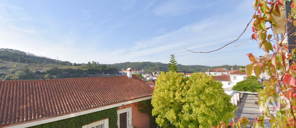 Moradia T4 em São Miguel, Santa Eufémia e Rabaçal de 275 m²