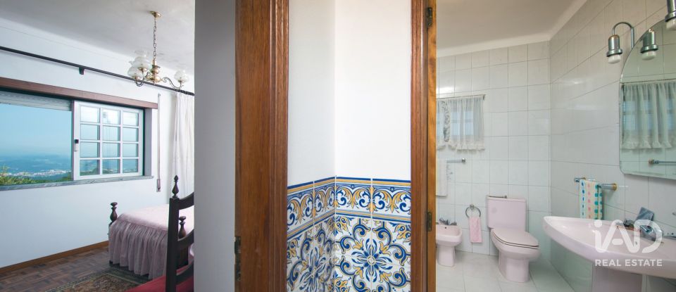 Casa de aldeia T3 em Lousã e Vilarinho de 300 m²