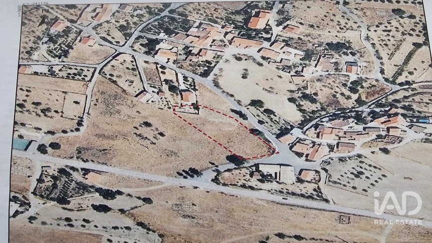 Terreno rústico em Alcoutim e Pereiro de 2 750 m²