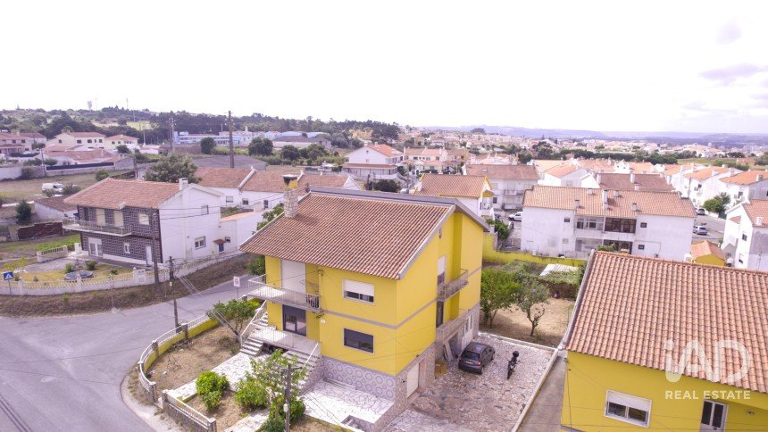 Casa / moradia T0 em Caldas da Rainha - Nossa Senhora do Pópulo, Coto e São Gregório de 438 m²