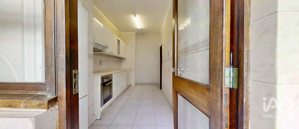Apartamento T2 em Cedofeita, Santo Ildefonso, Sé, Miragaia, São Nicolau e Vitória de 78 m²