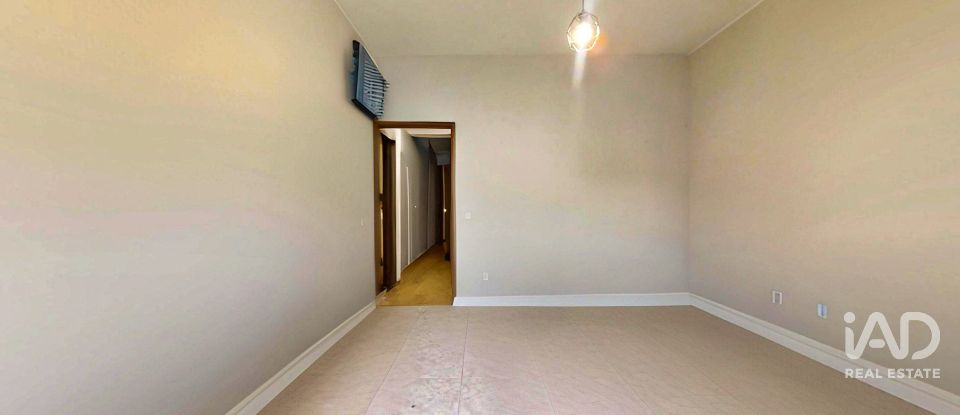 Apartamento T2 em Cedofeita, Santo Ildefonso, Sé, Miragaia, São Nicolau e Vitória de 78 m²