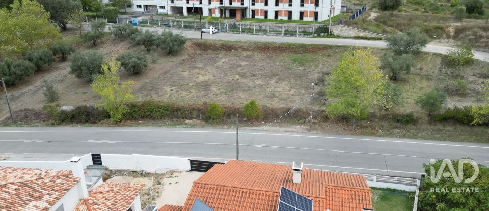 Terreno urbano em Souselas e Botão de 1 019 m²