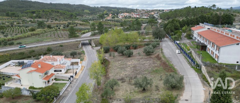Terreno urbano em Souselas e Botão de 1 019 m²