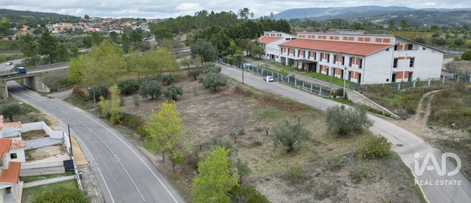 Terreno urbano em Souselas e Botão de 1 019 m²