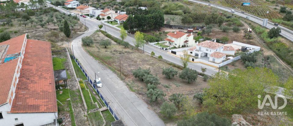 Terreno urbano em Souselas e Botão de 1 019 m²