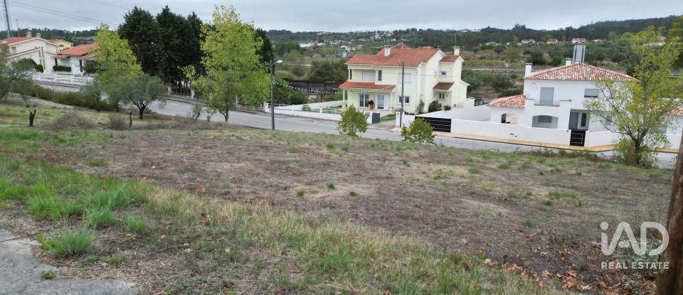 Terreno urbano em Souselas e Botão de 1 019 m²