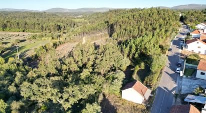 Terrain à bâtir à Pelariga de 2 400 m²