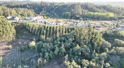 Terrain à bâtir à Pelariga de 2 400 m²