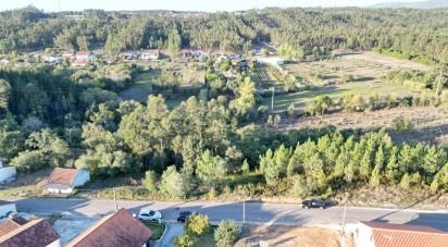 Terrain à bâtir à Pelariga de 2 400 m²