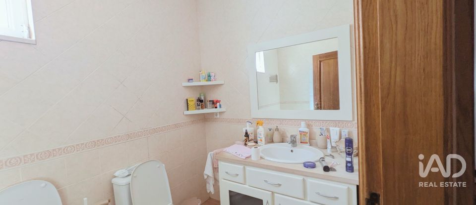 Moradia térrea T3 em Rio de Moinhos de 106 m²