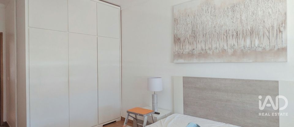 Moradia térrea T3 em Rio de Moinhos de 106 m²