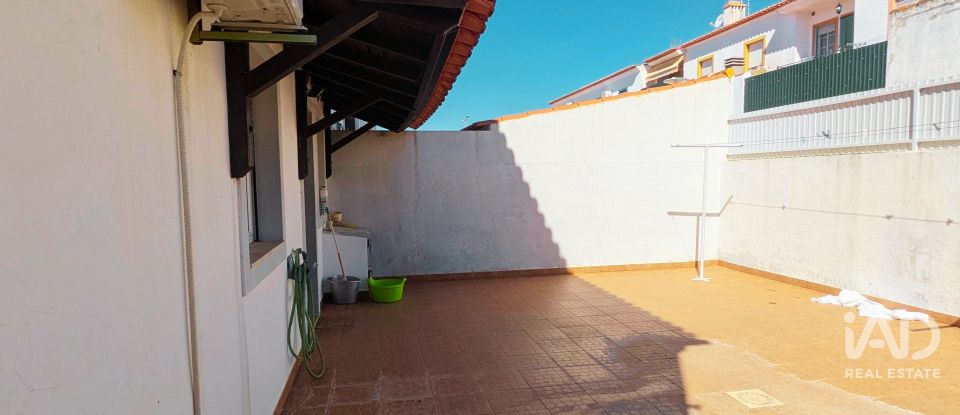 Moradia térrea T3 em Rio de Moinhos de 106 m²