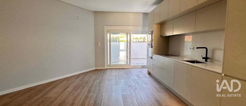 Apartamento T1 em Campanhã de 64 m²