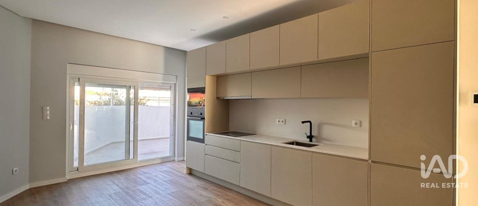 Apartamento T1 em Campanhã de 64 m²