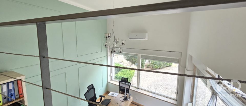 Shop / premises commercial in Santa Iria de Azoia, São João da Talha e Bobadela of 33 m²