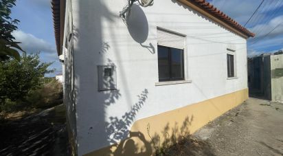 Maison T2 à Santa Maria, São Pedro E Matacães de 150 m²