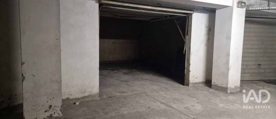 Garage in Lagos (São Sebastião e Santa Maria) of 27 m²